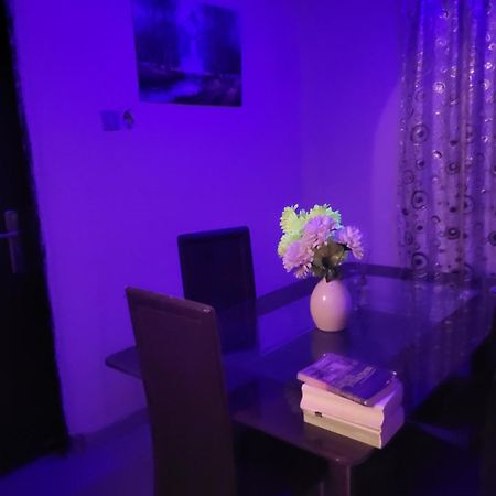 مدينة بنين Edo Home المظهر الخارجي الصورة